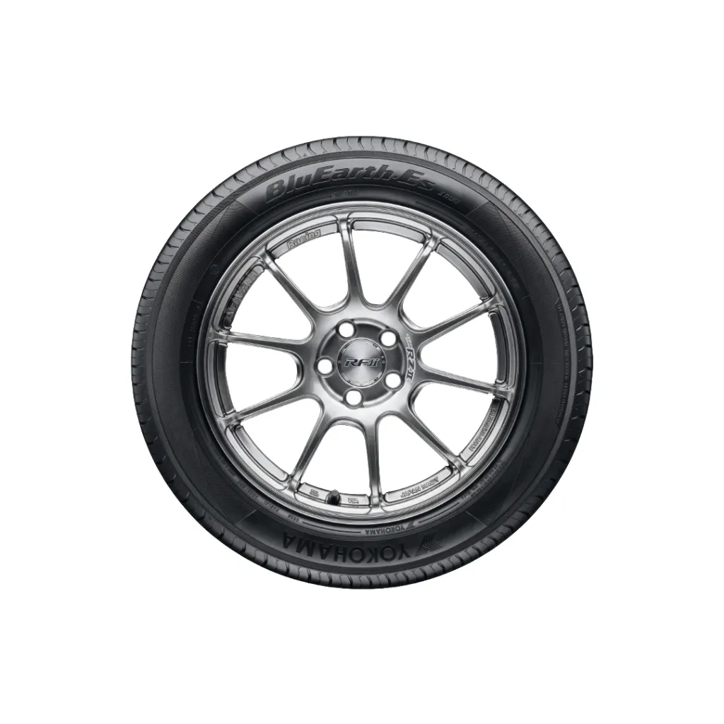 YOKOHAMA 215-55R17 ES32 2.webp