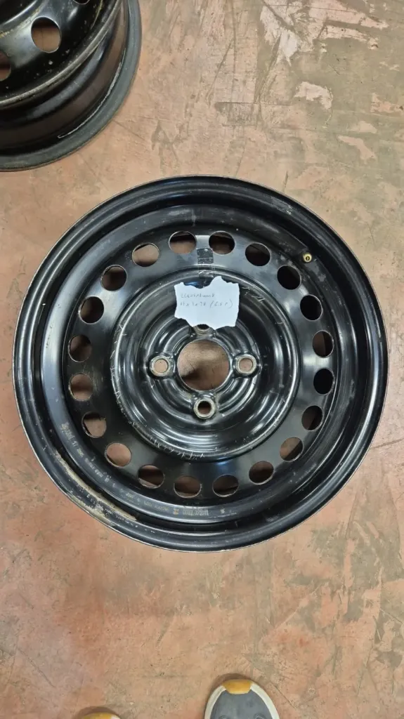 [LLAUSAD00008] LLANTA USADA 14X4X98 (6.5 PULGADAS)